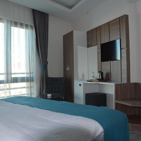 Winter City Hotel คาร์ส ภายนอก รูปภาพ
