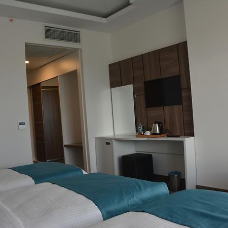 Winter City Hotel คาร์ส ภายนอก รูปภาพ