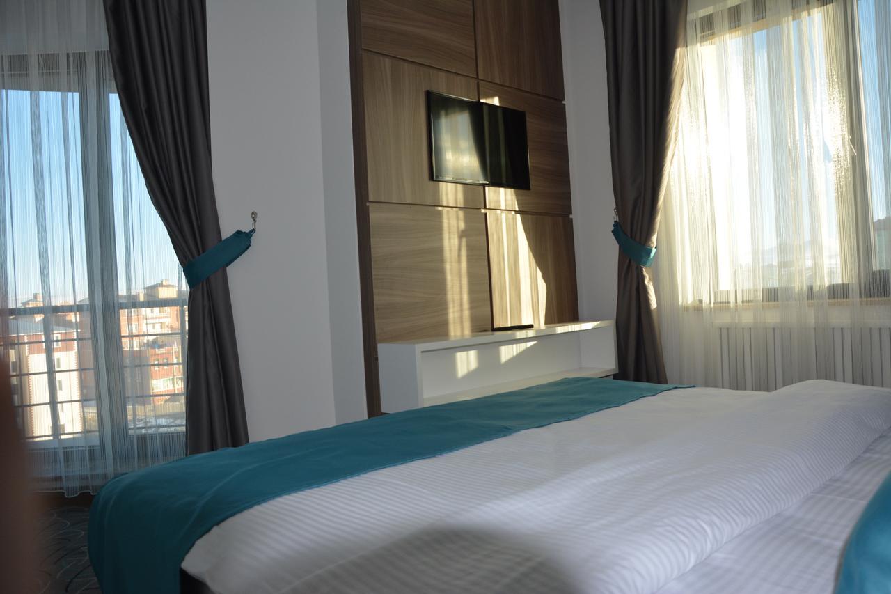 Winter City Hotel คาร์ส ภายนอก รูปภาพ